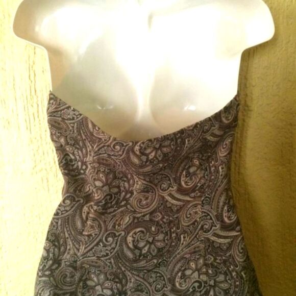 Banana Republic Silk and Sequin Paisley Halter Top - Picture 2 of 9